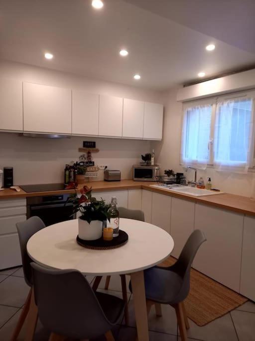 Superbe Appartement Moderne En Rez-De-Chaussee Ozoir-la-Ferrière Buitenkant foto